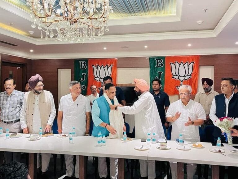 ਪੰਜਾਬ ਭਾਜਪਾ ਨੇ ਜਿਮਨੀ ਚੋਣਾ ਦੀ ਖਿੱਚੀ ਤਿਆਰੀ ਬਰਨਾਲਾ ਵਿਖੇ ਕਾਰਜ ਕਰਤਾਵਾਂ ਨਾਲ ਕੀਤੀ ਮੀਟਿੰਗ
