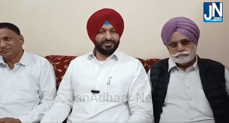 ਕੇਂਦਰ ਰਾਜ ਮੰਤਰੀ ਰਵਨੀਤ ਸਿੰਘ ਬਿੱਟੂ ਨੇ ਗਿੱਦੜਬਾਹਾ ਵਿਖੇ ਰਾਜਾ ਵਡਿੰਗ ਦੇ ਬਸ ਬੋਡੀਆਂ ਦੇ ਘਪਲੇ ਦੇ ਖੋਲੇ ਰਾਜ ।