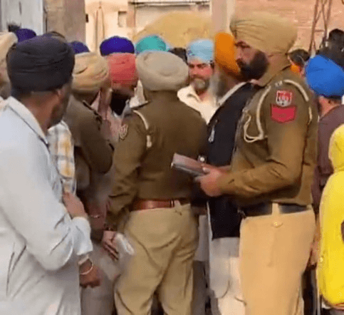 ਹਲਕਾ ਤਰਨ ਤਰਨ ਸਾਹਿਬ ਵਿਖੇ ਨਵੇਂ ਬਣੇ ਸਰਪੰਚ ਦਾ ਗੋਲੀਆਂ ਮਾਰ ਕੇ ਕੀਤਾ ਗਿਆ ਕਤਲ, ਅਣਪਛਾਤਿਆਂ ਨੇ ਕੀਤੀ ਅੰਦਾ ਧੁੰਦ ਫਾਇਰਿੰਗ।
