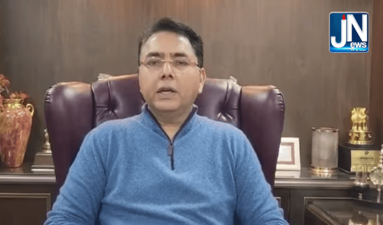 ‘ਆਪ’ ਦੇ ਸੂਬਾ ਪ੍ਰਧਾਨ ਅਤੇ ਕੈਬਨਿਟ ਮੰਤਰੀ ਸ਼੍ਰੀ Aman Arora ਜੀ ਵੱਲੋਂ ਸਮੂਹ ਪੰਜਾਬ ਵਾਸੀਆਂ ਨੂੰ ਲੋਹੜੀ ਅਤੇ ਮਾਘੀ ਦੇ ਪਵਿੱਤਰ ਦਿਹਾੜੇ ‘ਤੇ ਨਿੱਘੀ ਮੁਬਾਰਕਬਾਦ!