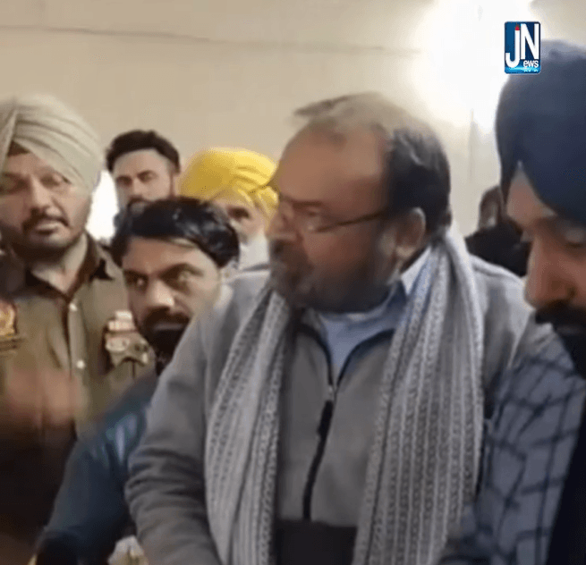 MLA ਸੁਖਵਿੰਦਰ ਕੋਟਲੀ ਦੀ SDM ਨਾਲ ਕਿਉਂ ਹੋਈ ਤਿੱਖੀ ਬਹਿਸ, ਵੀਡੀਓ ਹੋਈ ਵਾਇਰਲ