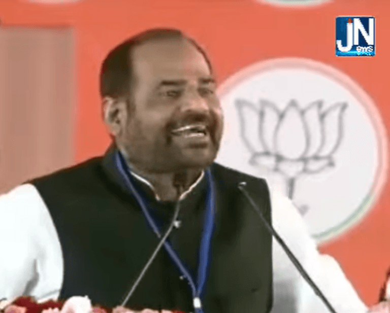 बीजेपी के पूर्व सांसद और उम्मीदवार रमेश बिधूड़ी आम आदमी पार्टी जुबानी हमला