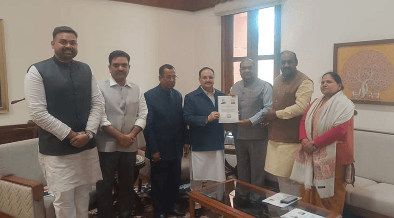डॉ. भीमराव अंबेडकर की प्रतिमा को क्षतिग्रस्त करने की घटना के संदर्भ में विस्तृत रिपोर्ट सौंपी।