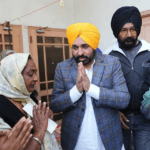 ਡਿਊਟੀ ਦੌਰਾਨ ਜਾਨ ਗੁਆਉਣ ਵਾਲ਼ੇ ਸੜਕ ਸੁਰੱਖਿਆ ਫੋਰਸ ਦੇ ਜਵਾਨ ਸ਼ਹੀਦ ਹਰਸ਼ਵੀਰ ਸਿੰਘ ਦੇ ਘਰ ਪਹੁੰਚੇ ਮੁੱਖ ਮੰਤਰੀ ਭਗਵੰਤ ਸਿੰਘ ਮਾਨ